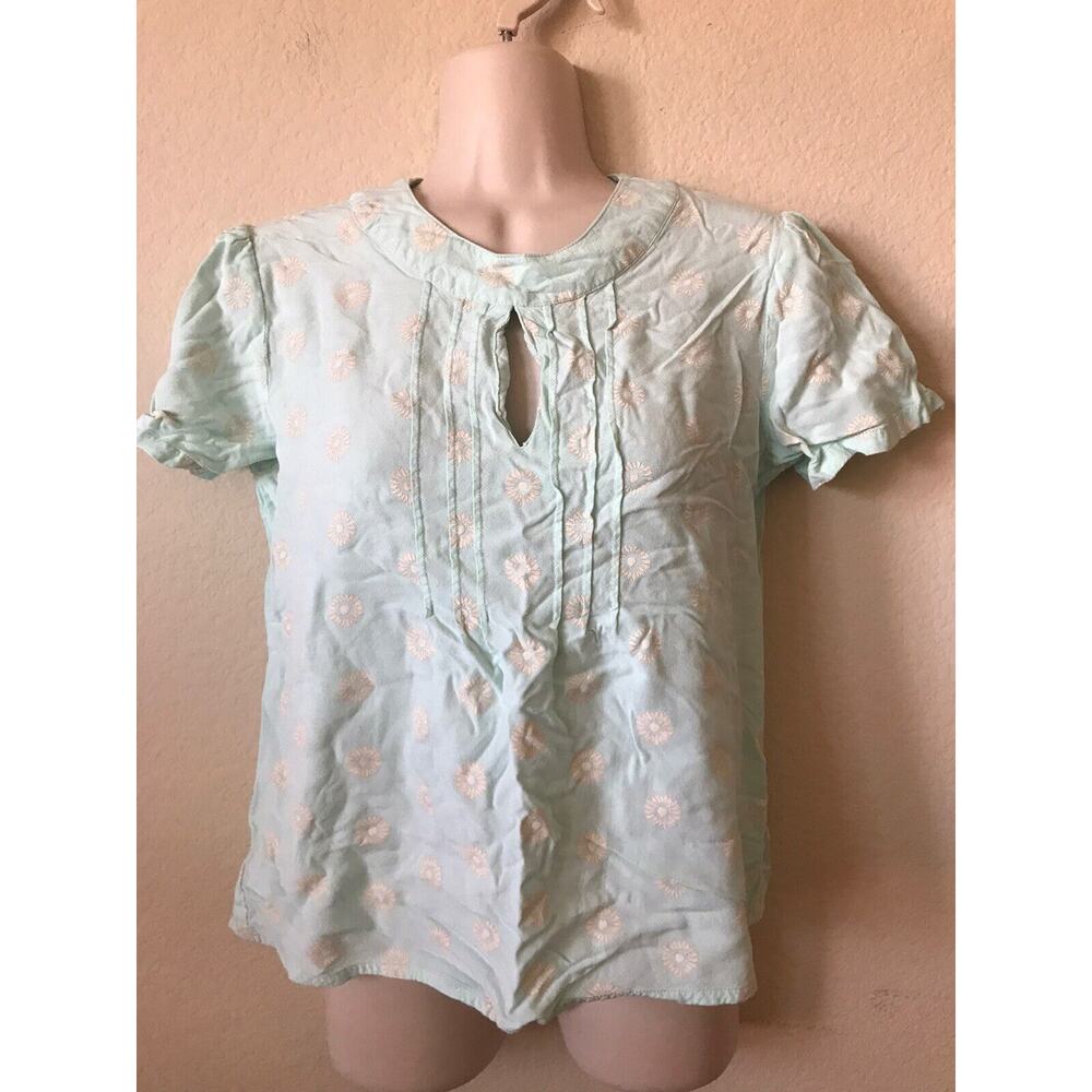 circus Green Floral Pintuck Keyhole Short Sleeve Women's Blouse Top Size Size 6